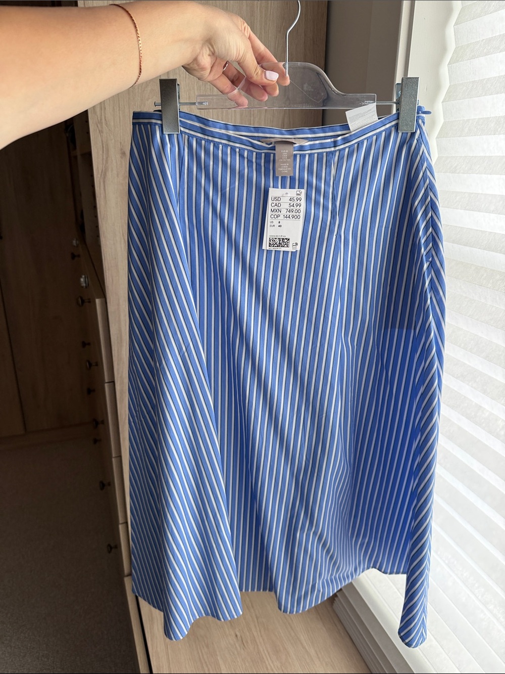 H&M Blue and White Striped A-Line Skirt
